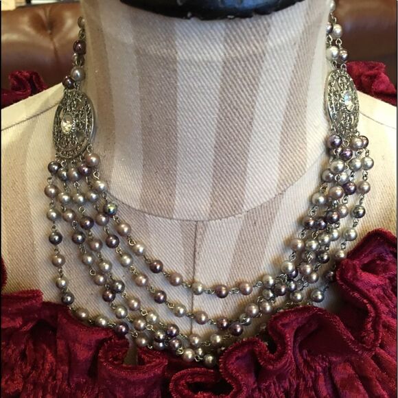 GORGEOUS SILVER Beaded Necklace with Side Coins & - Picture 1 of 9